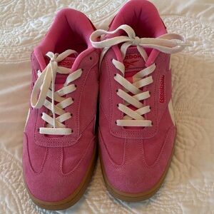 Reebok Women's Pink and White Sneakers